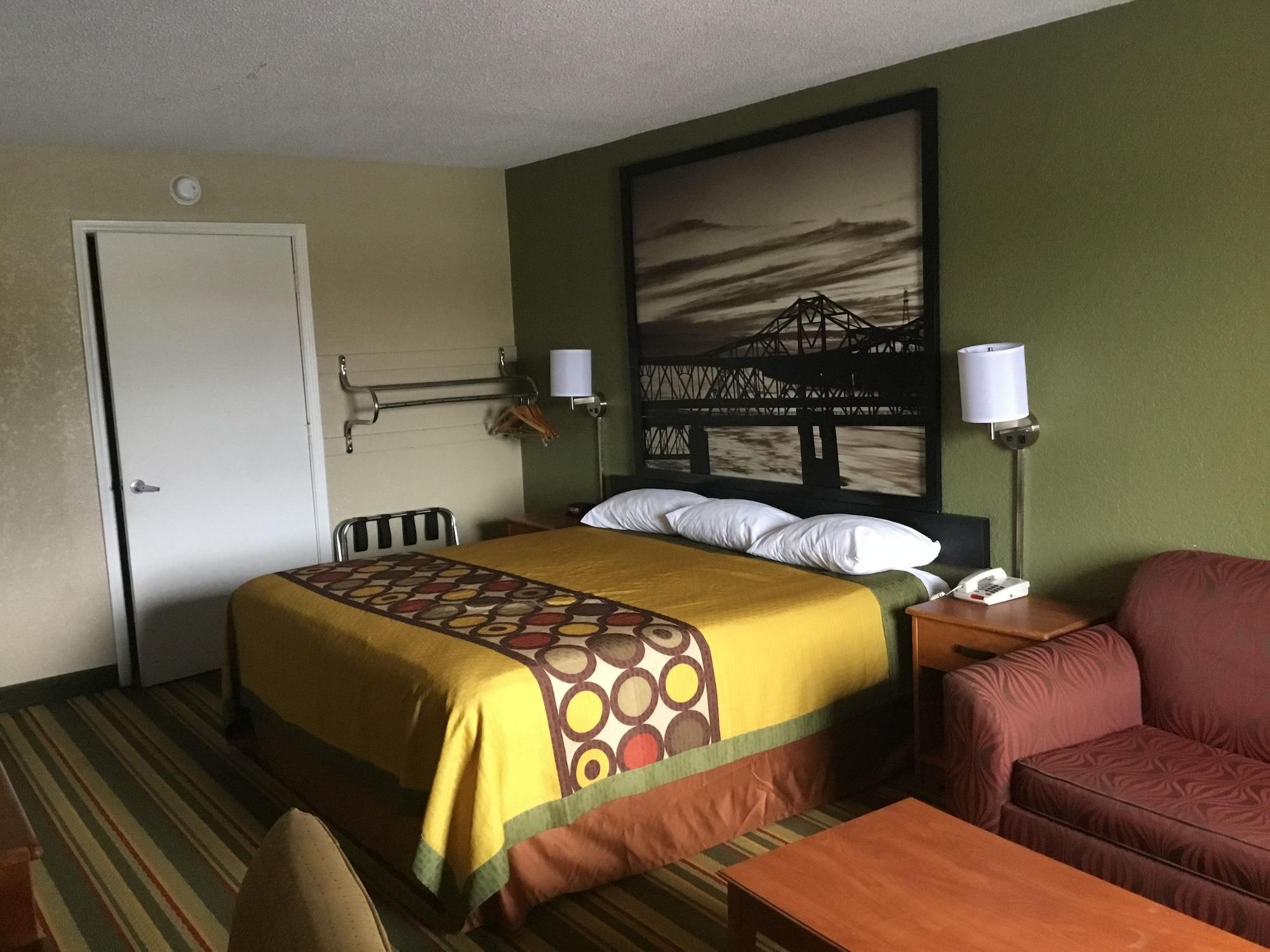 Super 8 by Wyndham Meridian Bagian luar foto